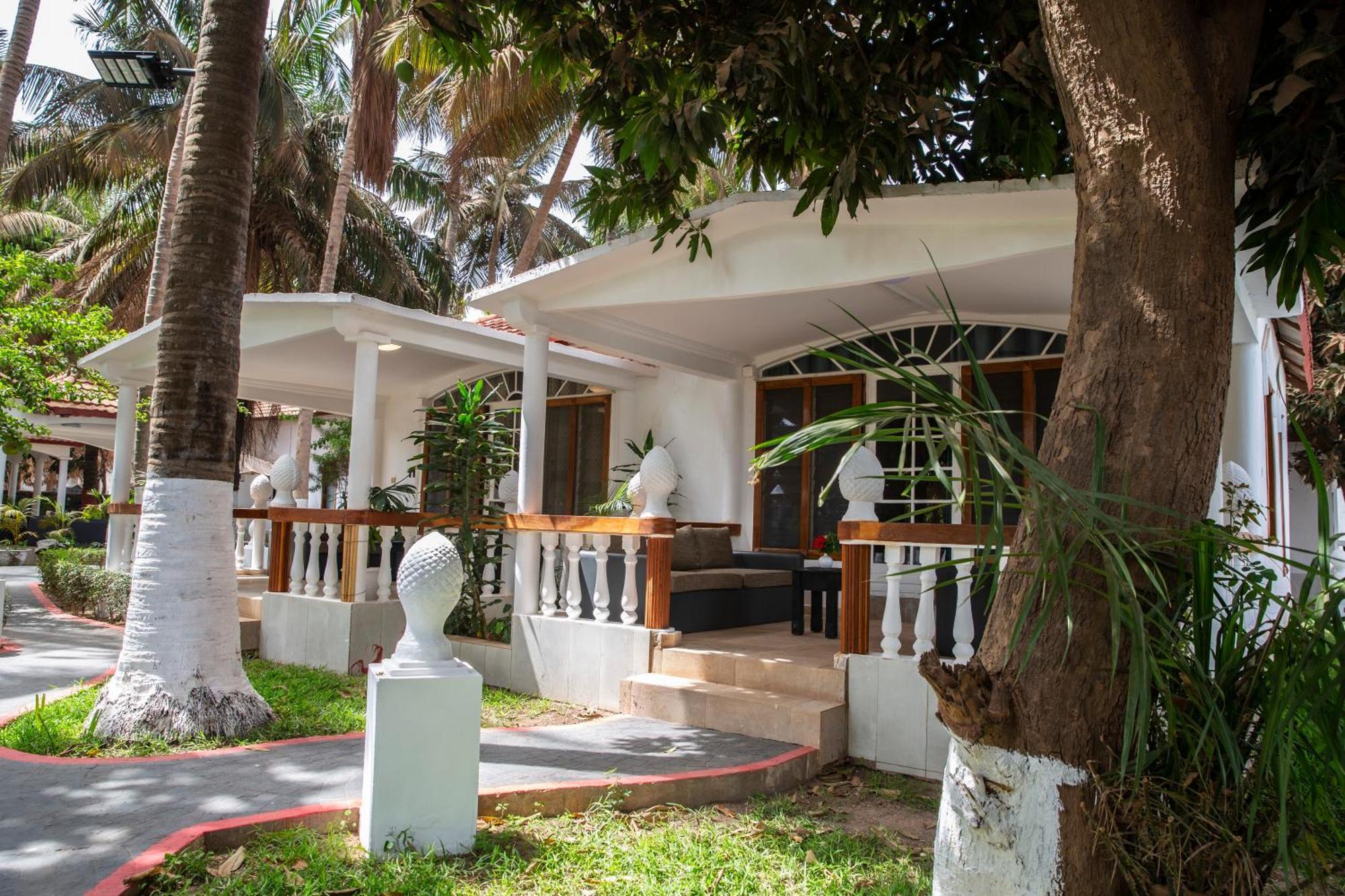 Coconut Residence & Spa Kololi Extérieur photo
